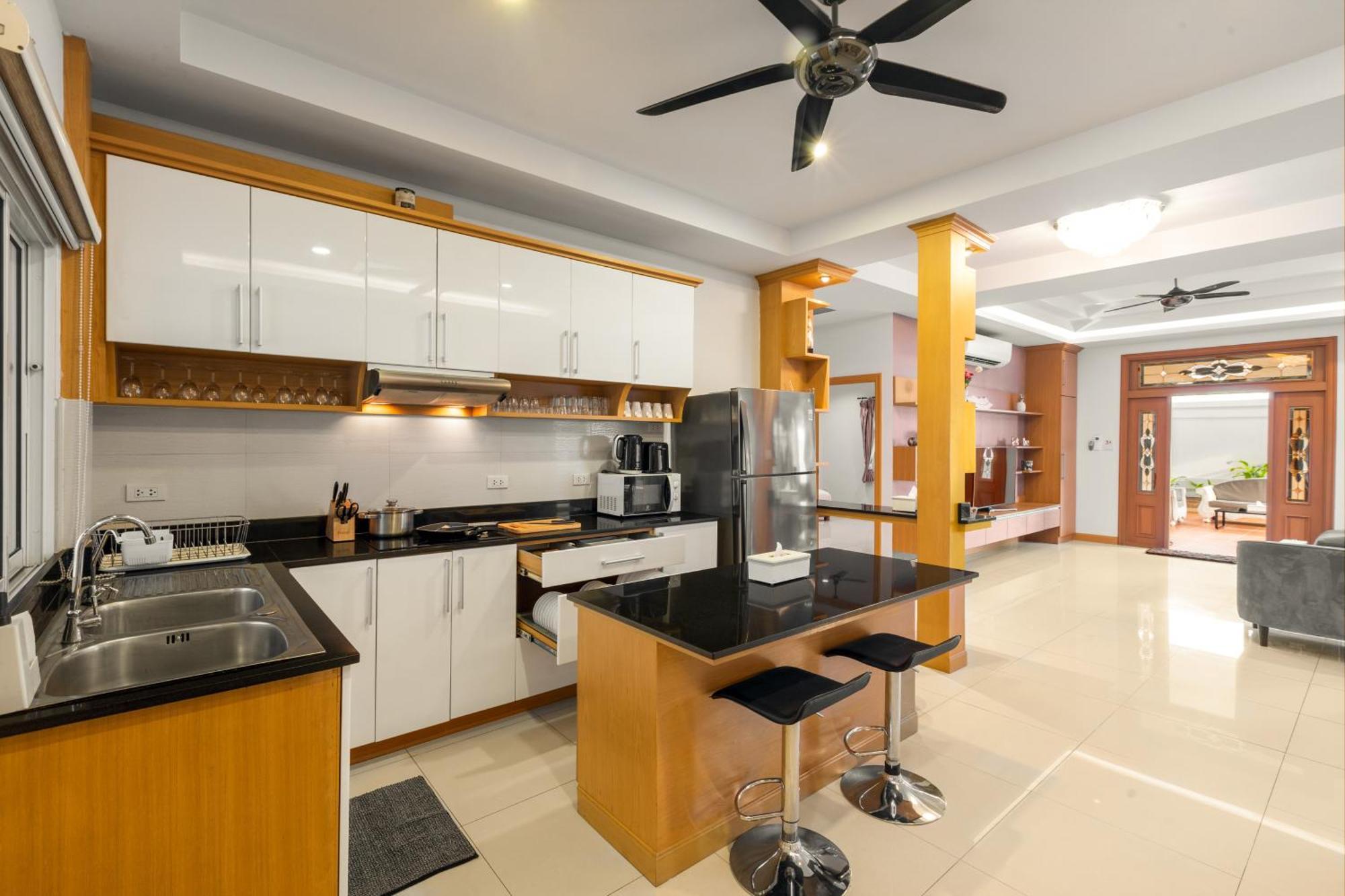 Pattaya Private Villa - Pool,Sauna,Snooker,Bbq Zewnętrze zdjęcie