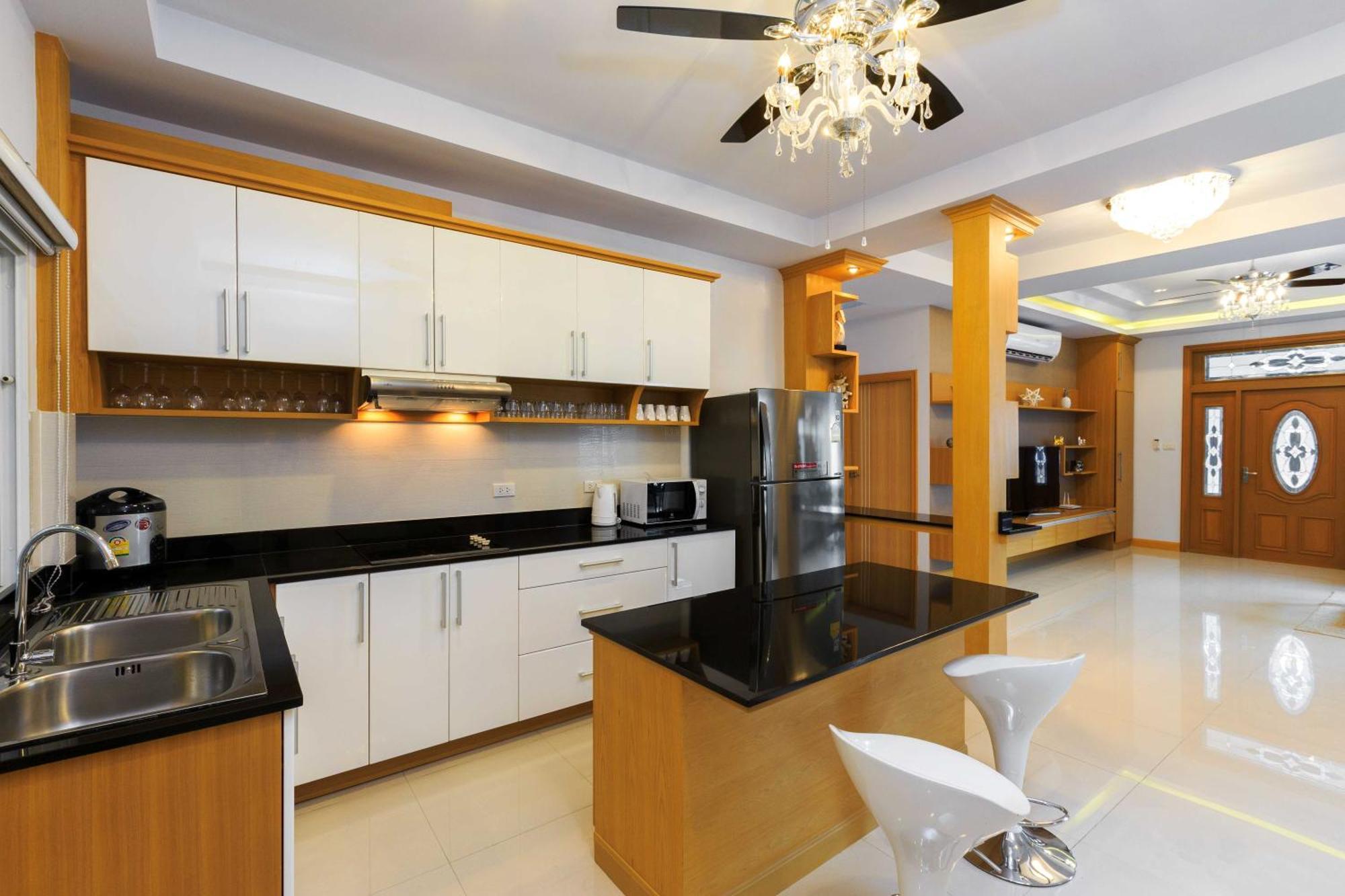 Pattaya Private Villa - Pool,Sauna,Snooker,Bbq Zewnętrze zdjęcie